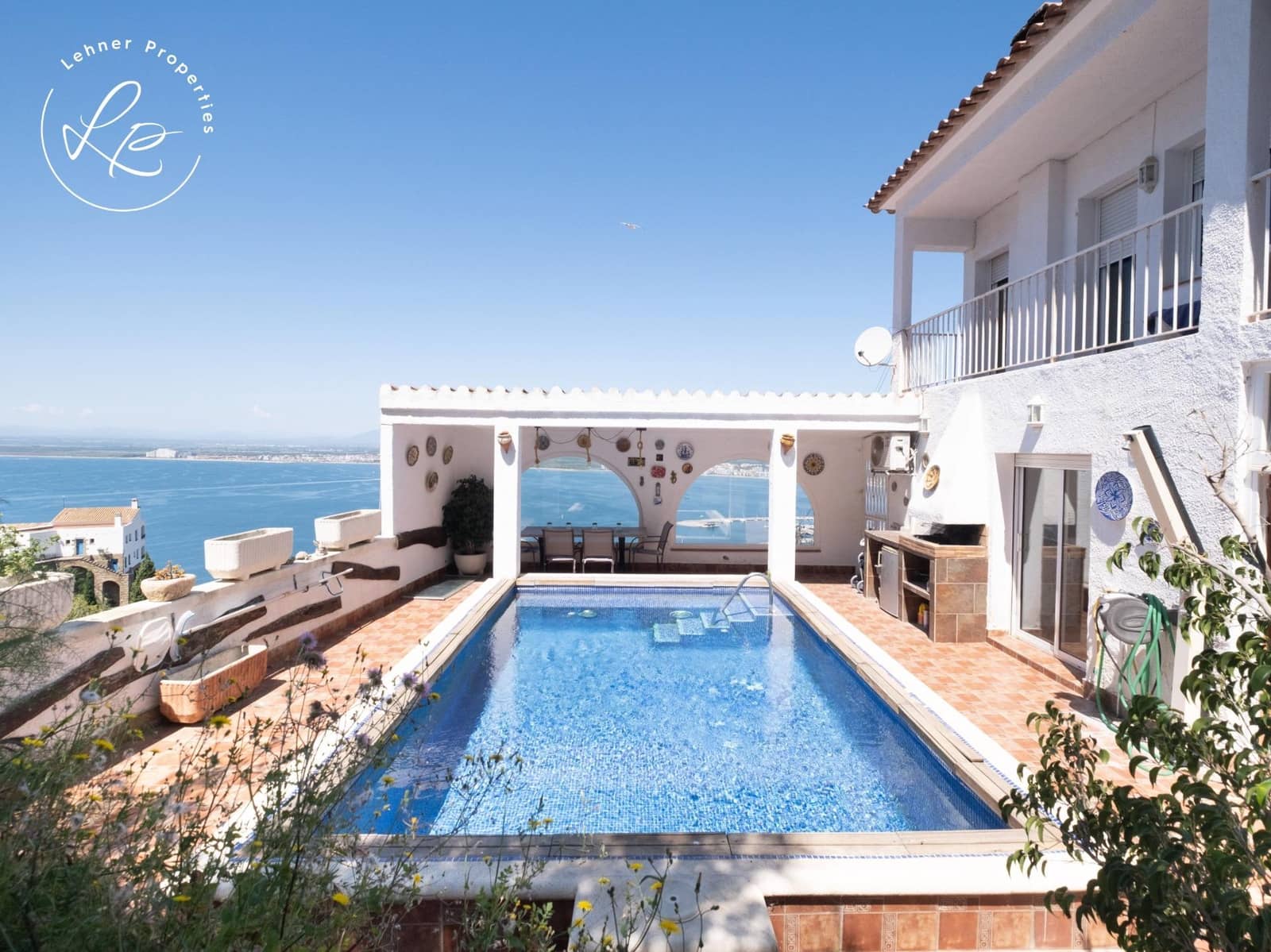3 soveværelse Villa til salg i Roses med swimmingpool garage - € 775.000 (Ref: 9903912)