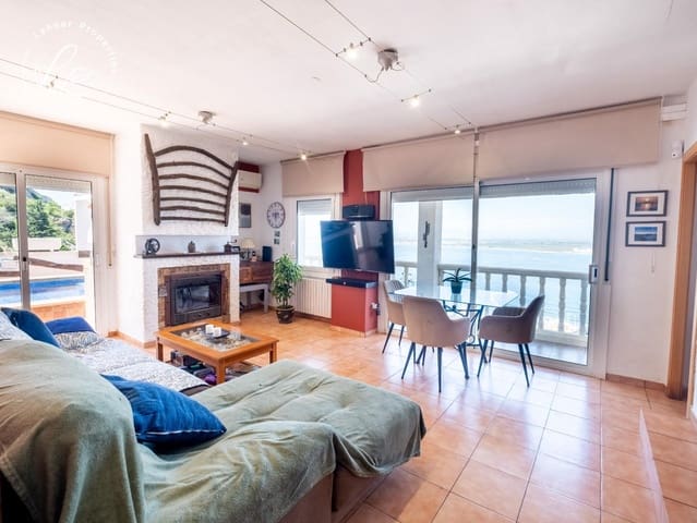 3 Zimmer Villa zu verkaufen in Roses mit Pool Garage - 775.000 € (Ref: 9903912)