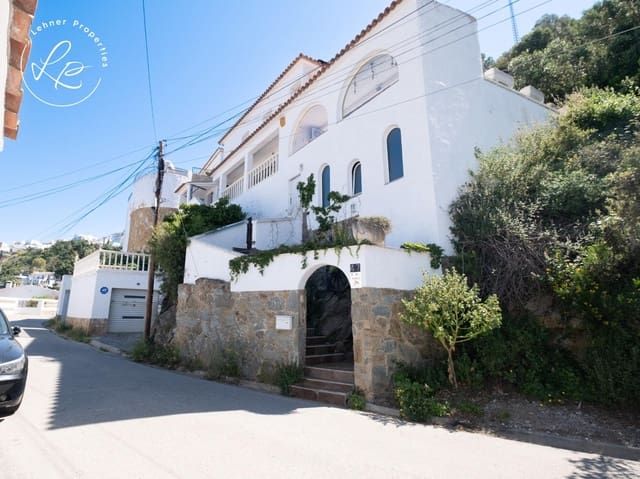 3 Zimmer Villa zu verkaufen in Roses mit Pool Garage - 775.000 € (Ref: 9903912)