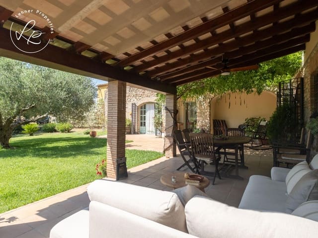 4 quarto Quinta/Casa Rural para venda em Ordis com piscina - 850 000 € (Ref: 9952607)