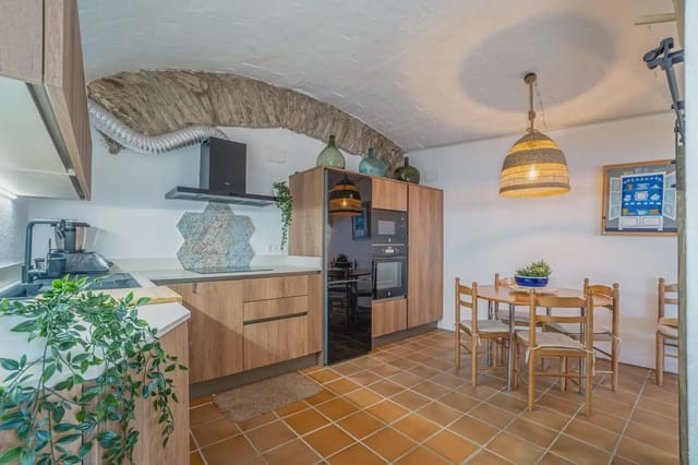 3 makuuhuone Omakotitalo myytävänä paikassa Cadaqués - 599 000 € (Ref: 9950100)