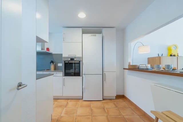4 soveværelse Byhus til salg i Cadaqués med garage - € 1.150.000 (Ref: 9950102)