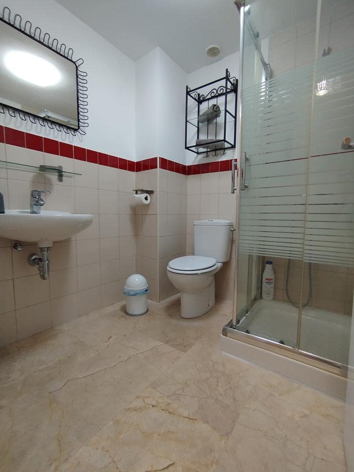 2 slaapkamer Flat te huur in Puerto Rico met zwembad - € 1.500 (Ref: 10001276)