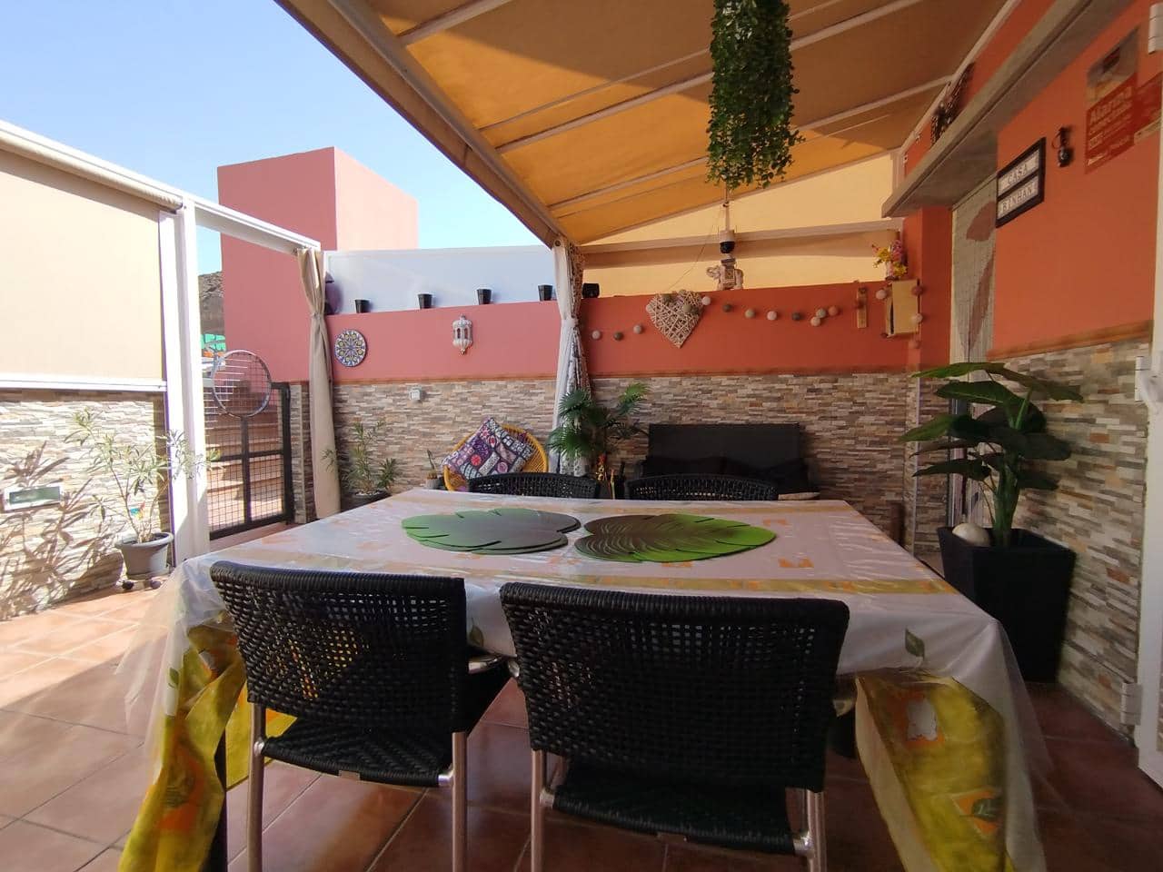 2 slaapkamer Flat te huur in Puerto Rico met zwembad - € 1.500 (Ref: 10001276)