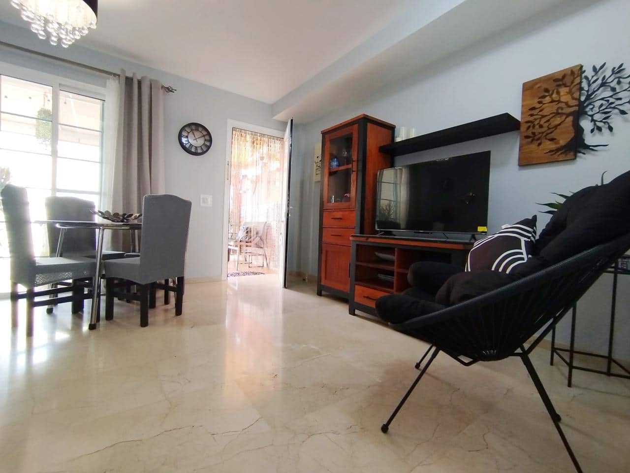 2 slaapkamer Flat te huur in Puerto Rico met zwembad - € 1.500 (Ref: 10001276)