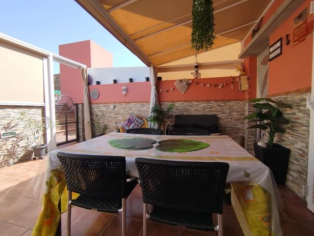 2 slaapkamer Flat te huur in Puerto Rico, Mogán - € 1.500 (Ref: 10001276)