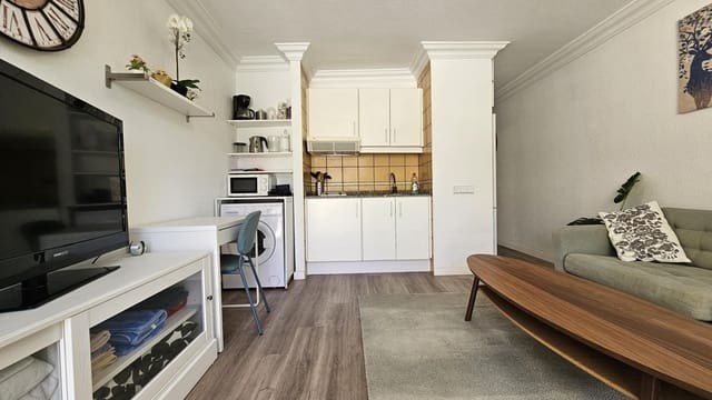 1 sypialnia Mieszkanie na sprzedaż w Playa del Inglés, San Bartolomé de Tirajana z basenem garażem - 185 000 € (Ref: 10007743)