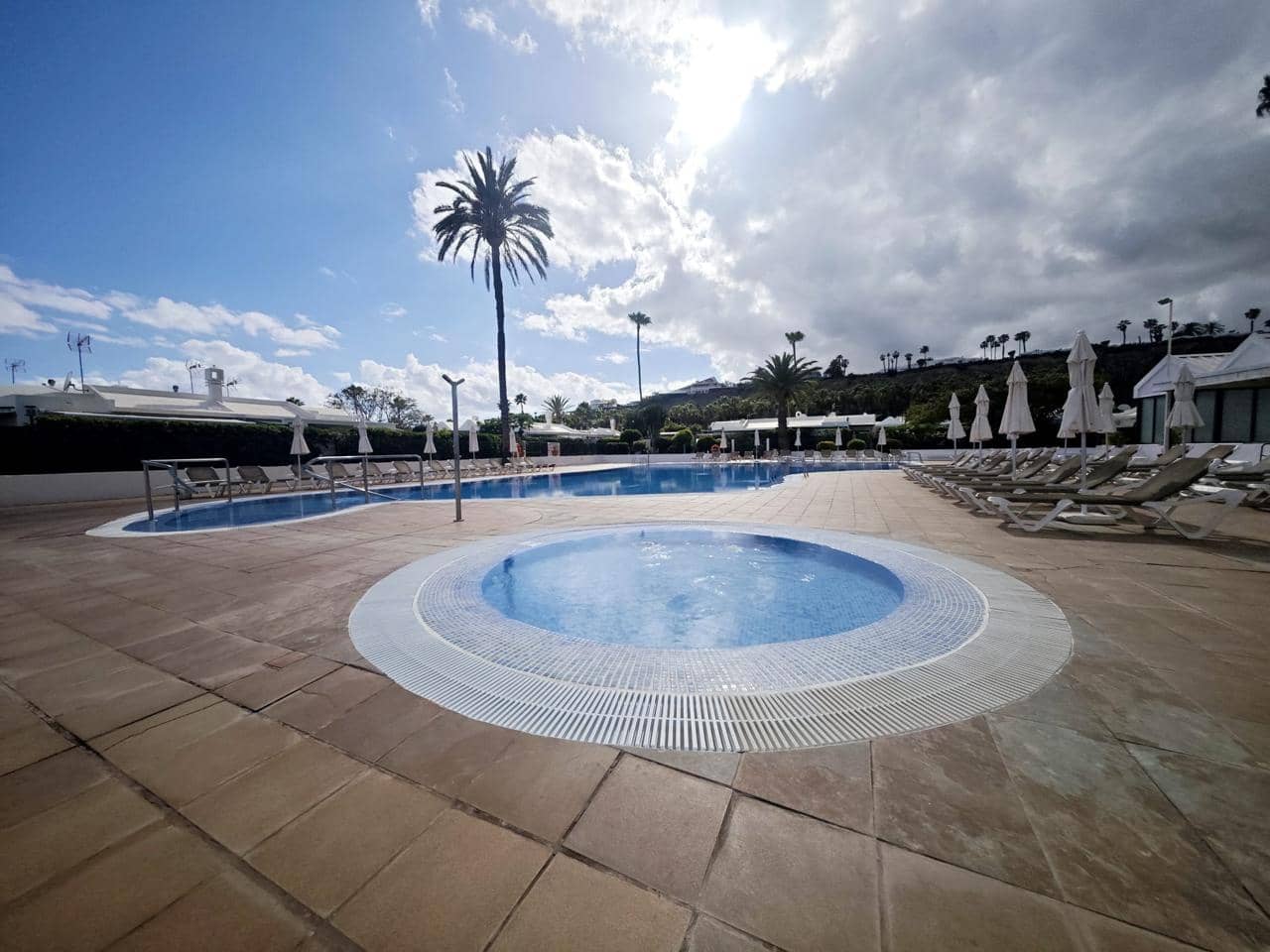 2 makuuhuone Bungalow vuokrattavana paikassa Maspalomas mukana uima-altaan - 1 400 € (Ref: 10014783)