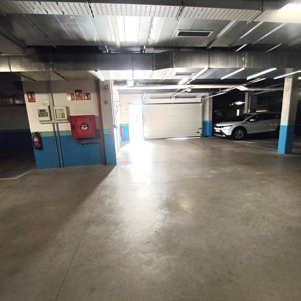 2 soveværelse Lejlighed til leje i Las Palmas de Gran Canaria med swimmingpool garage - € 2.200 (Ref: 10016656)
