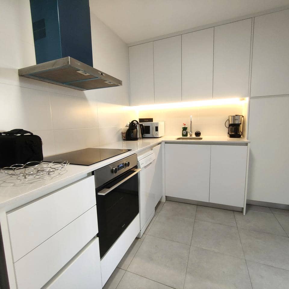 2 soveværelse Lejlighed til leje i Las Palmas de Gran Canaria med swimmingpool garage - € 2.200 (Ref: 10016656)