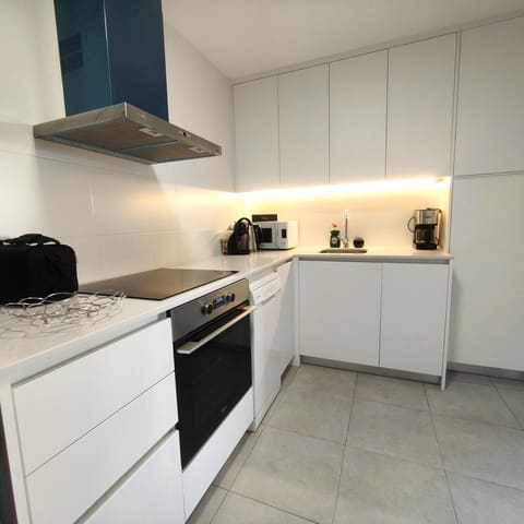 Piso de 2 habitaciones en NegrÃ­n, Las Palmas de Gran Canaria en alquiler con piscina garaje - 2.200 € (Ref: 10016656)