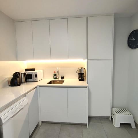 Piso de 2 habitaciones en NegrÃ­n, Las Palmas de Gran Canaria en alquiler con piscina garaje - 2.200 € (Ref: 10016656)
