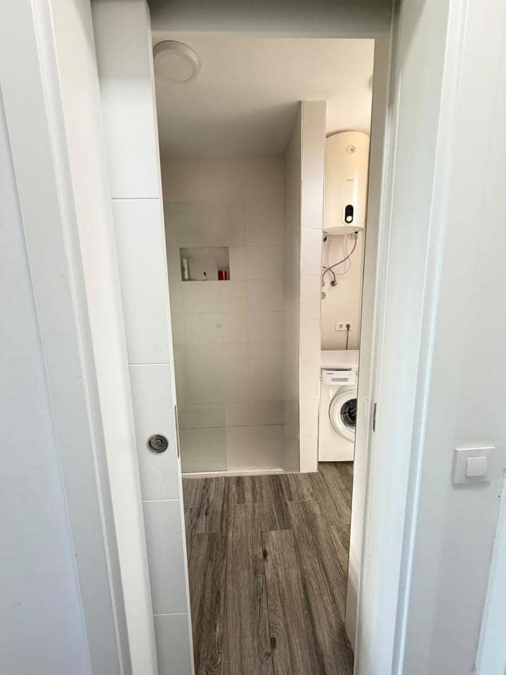 Leilighet til leie i San Agustin med svømmebasseng - € 900 (Ref: 10016657)