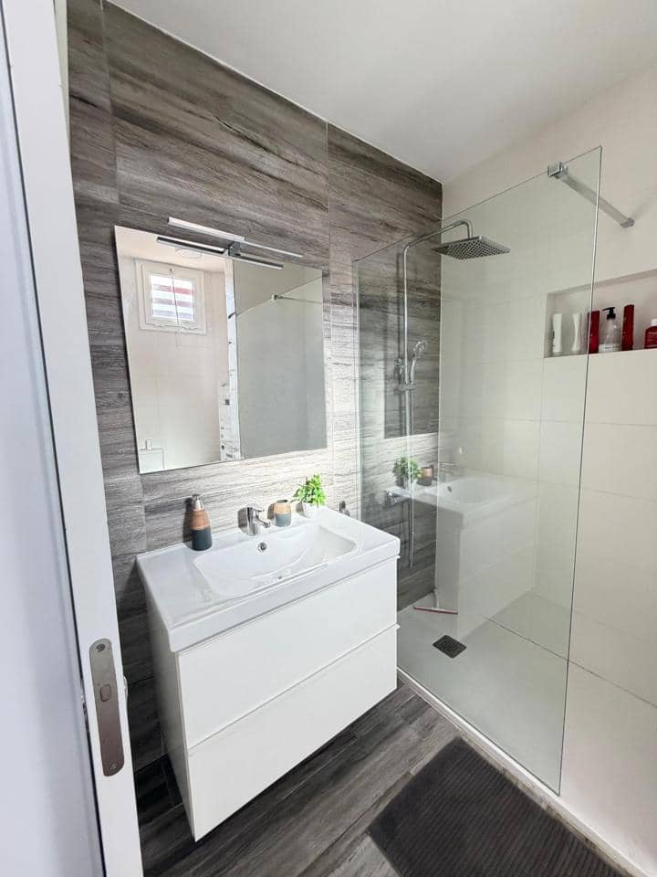 Leilighet til leie i San Agustin med svømmebasseng - € 900 (Ref: 10016657)