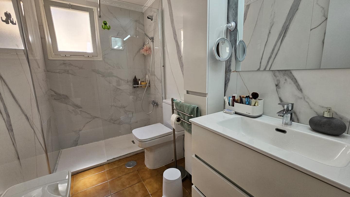 Appartement de 3 chambres à louer à Playa del Ingles avec piscine garage - 1 500 € (Ref: 10031249)