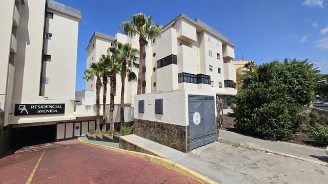 3 sypialnia Mieszkanie do wynajęcia w Playa del Inglés, San Bartolomé de Tirajana z basenem garażem - 1 500 € (Ref: 10031249)