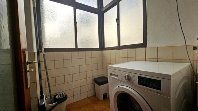 3 sypialnia Mieszkanie do wynajęcia w Playa del Inglés, San Bartolomé de Tirajana z basenem garażem - 1 500 € (Ref: 10031249)