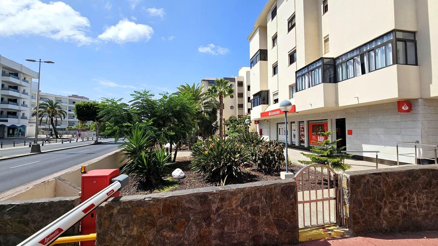 3 bedroom Flat for rent in Playa del Ingles with pool garage - € 1,500 (Ref: 10031249)