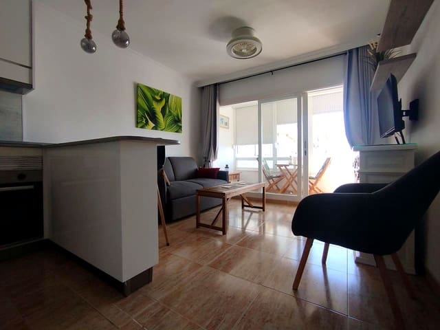 1 makuuhuone Asunto vuokrattavana paikassa Playa del Inglés, San Bartolomé de Tirajana mukana uima-altaan - 1 400 € (Ref: 10031250)