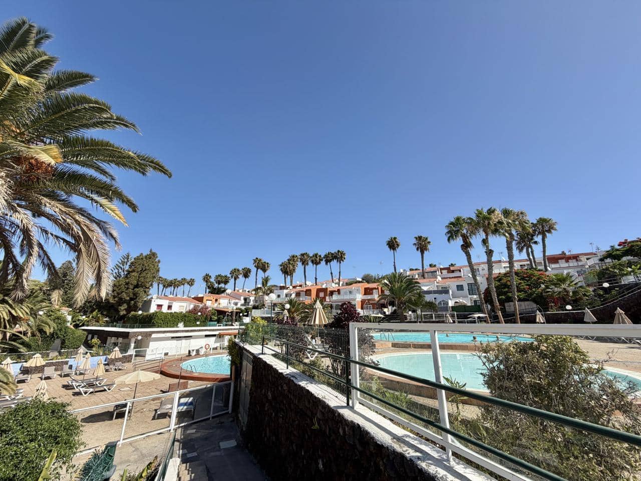 2 soveværelse Lejlighed til leje i Sonneland med swimmingpool - € 1.350 (Ref: 10031251)