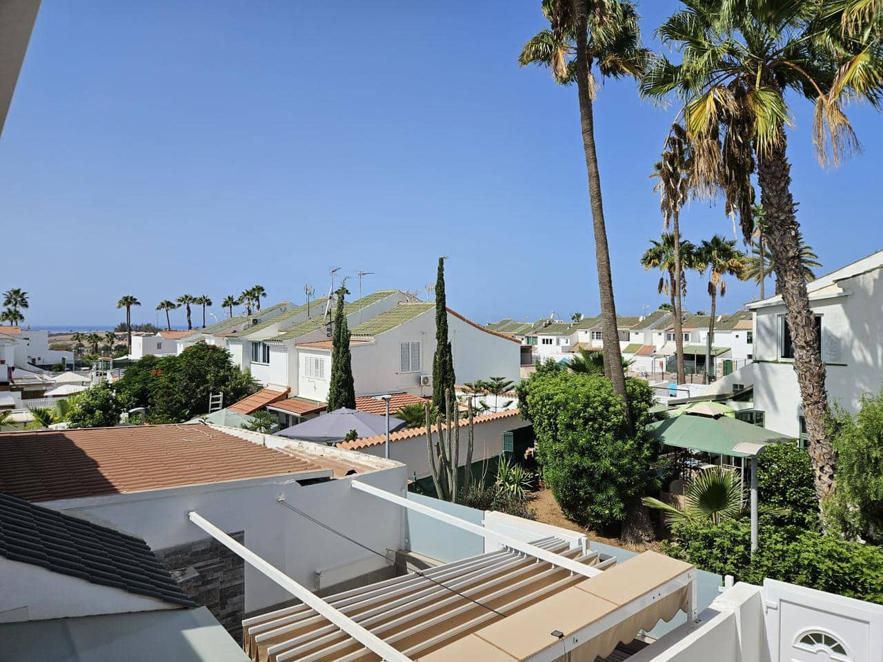 2 soveværelse Lejlighed til leje i Sonneland med swimmingpool - € 1.350 (Ref: 10031251)