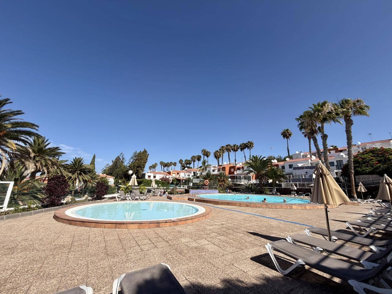 2 soveværelse Lejlighed til leje i Sonneland med swimmingpool - € 1.350 (Ref: 10031251)