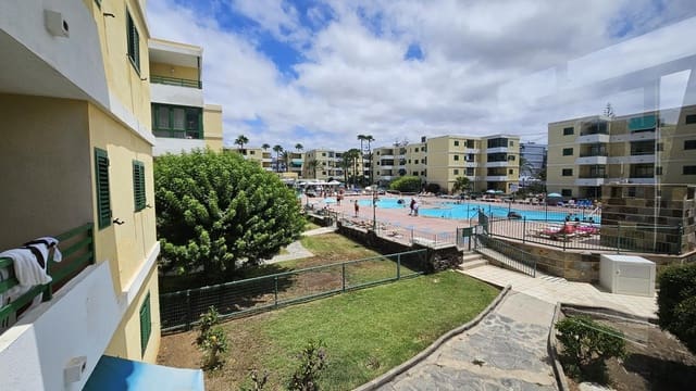 2 bedroom Flat for sale in Playa del Inglés, San Bartolomé de Tirajana with pool - € 299,500 (Ref: 10031253)