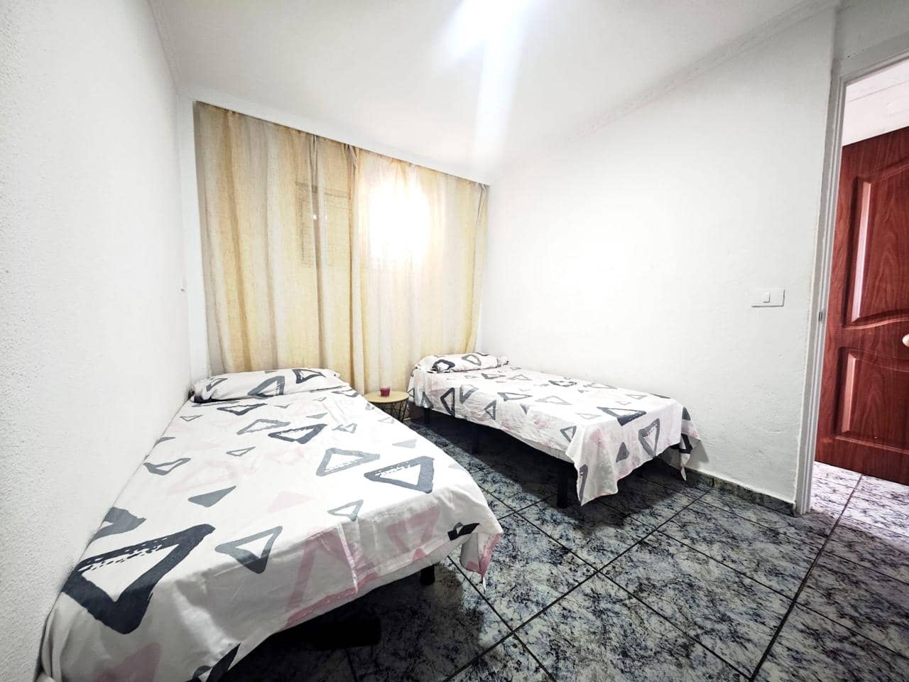 Piso de 1 habitación en Playa del Inglés en venta con piscina garaje - 225.000 € (Ref: 10042208)
