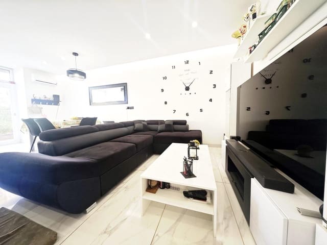 2 bedroom Flat for sale in San Fernando, Moya - € 265,000 (Ref: 10048052)