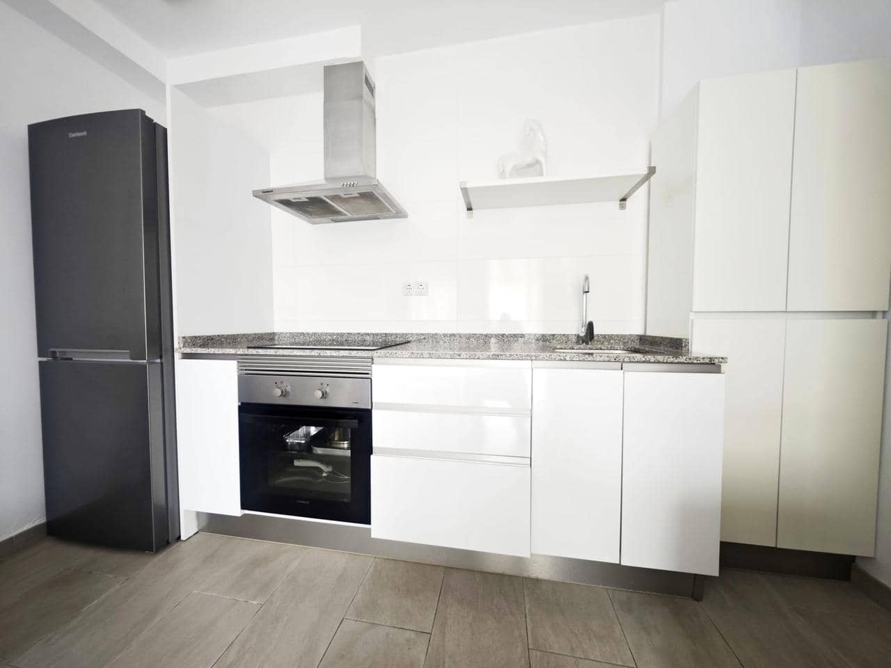 1 quarto Apartamento para arrendar em Puerto Rico com piscina - 1 100 € (Ref: 10054487)