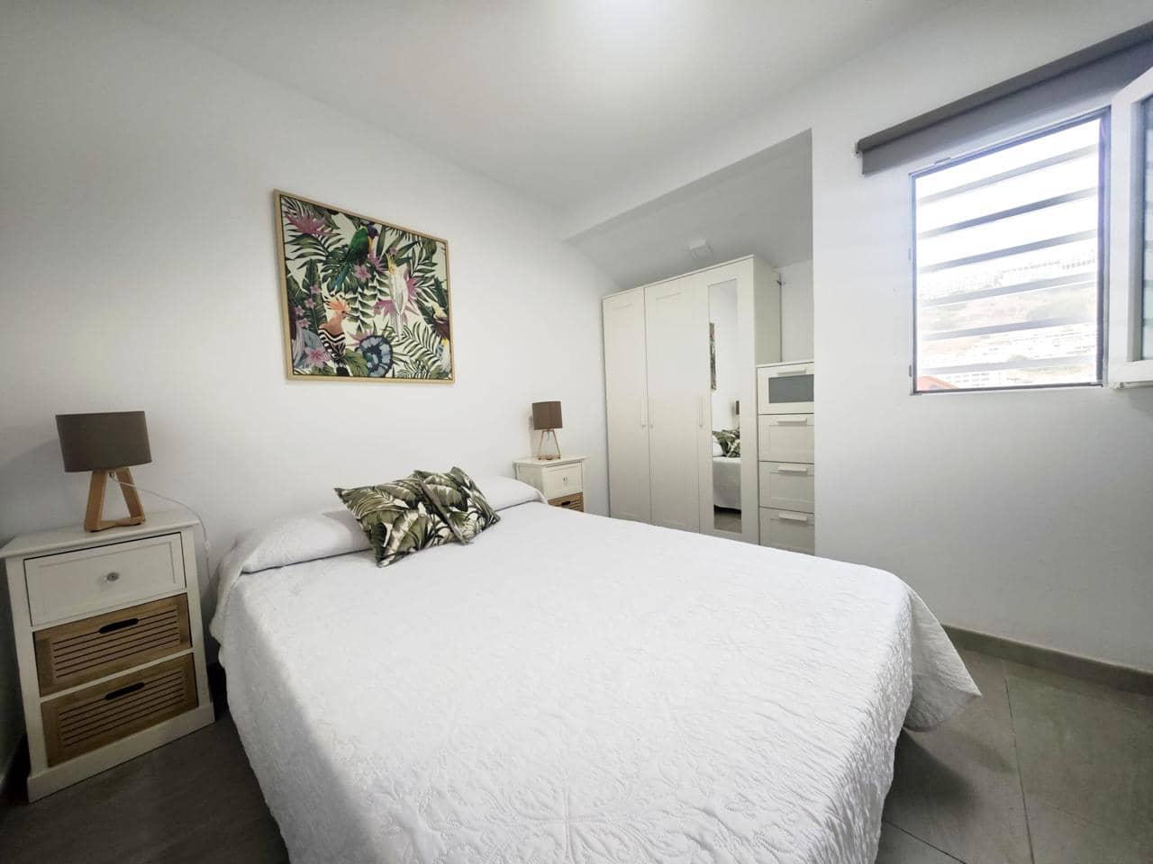 1 quarto Apartamento para arrendar em Puerto Rico com piscina - 1 100 € (Ref: 10054487)
