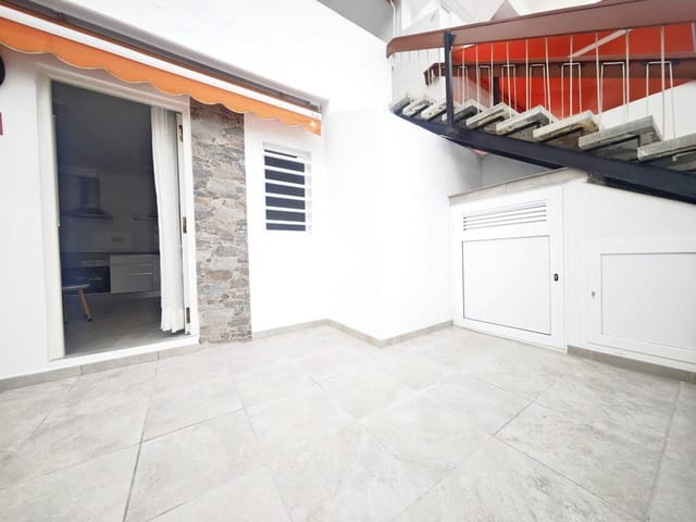 1 quarto Apartamento para arrendar em Puerto Rico, Mogán com piscina - 1 100 € (Ref: 10054487)
