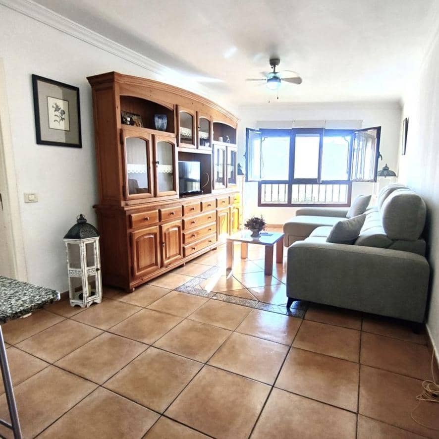 2 soverom Leilighet til leie i Arguineguin - € 1 250 (Ref: 10057591)