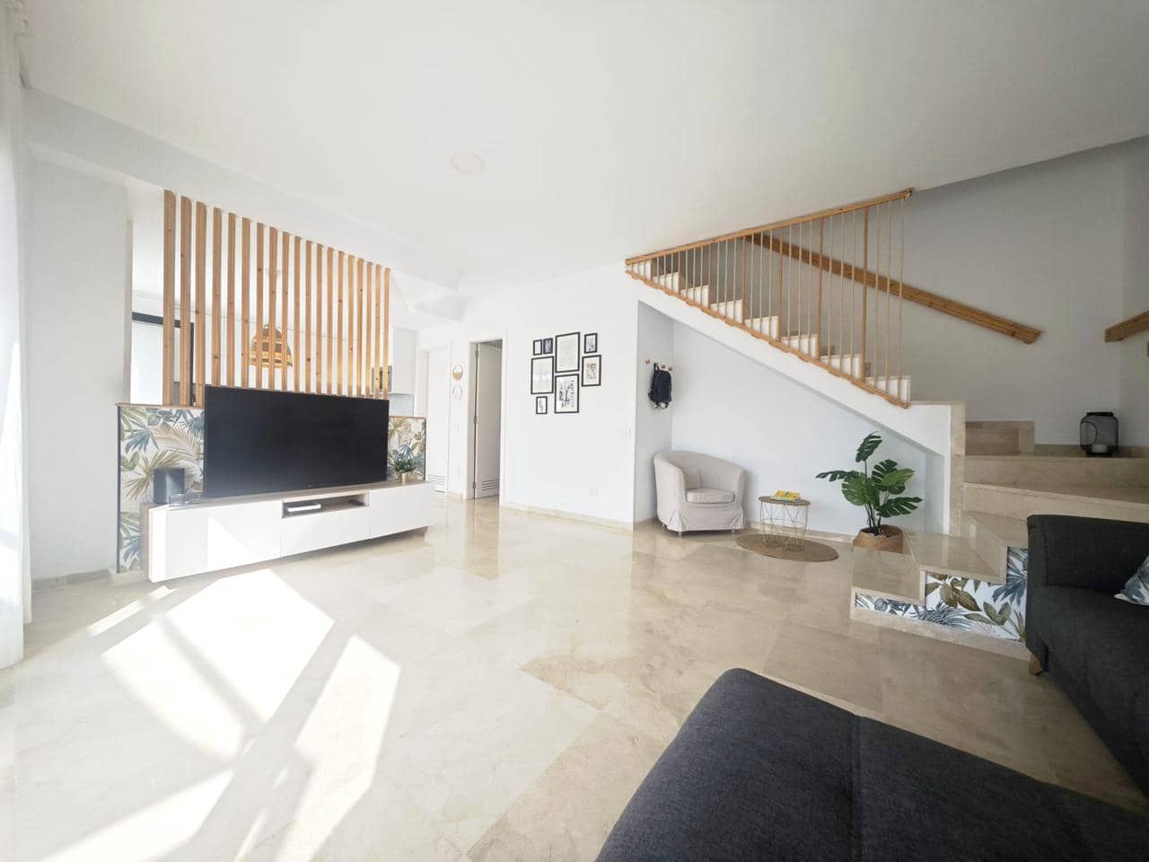 3 slaapkamer Villa te huur in Puerto Rico met garage - € 2.200 (Ref: 10057592)