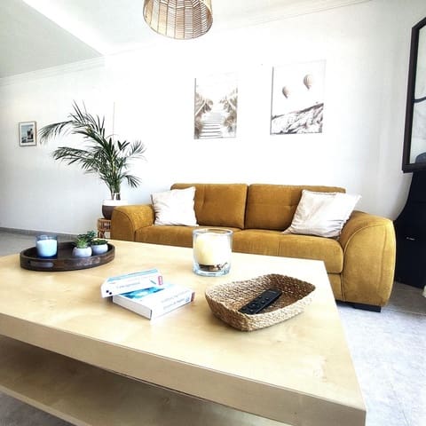 2 quarto Apartamento para arrendar em Santa María de Guía de Gran Canaria com garagem - 1 300 € (Ref: 10061040)
