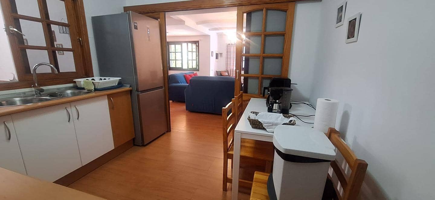 3 Zimmer Villa zu vermieten in Agaete mit Garage - 1.350 € (Ref: 10062642)