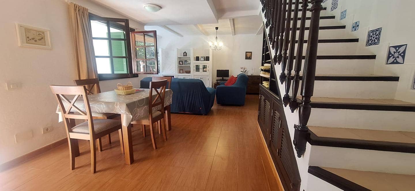 3 Zimmer Villa zu vermieten in Agaete mit Garage - 1.350 € (Ref: 10062642)