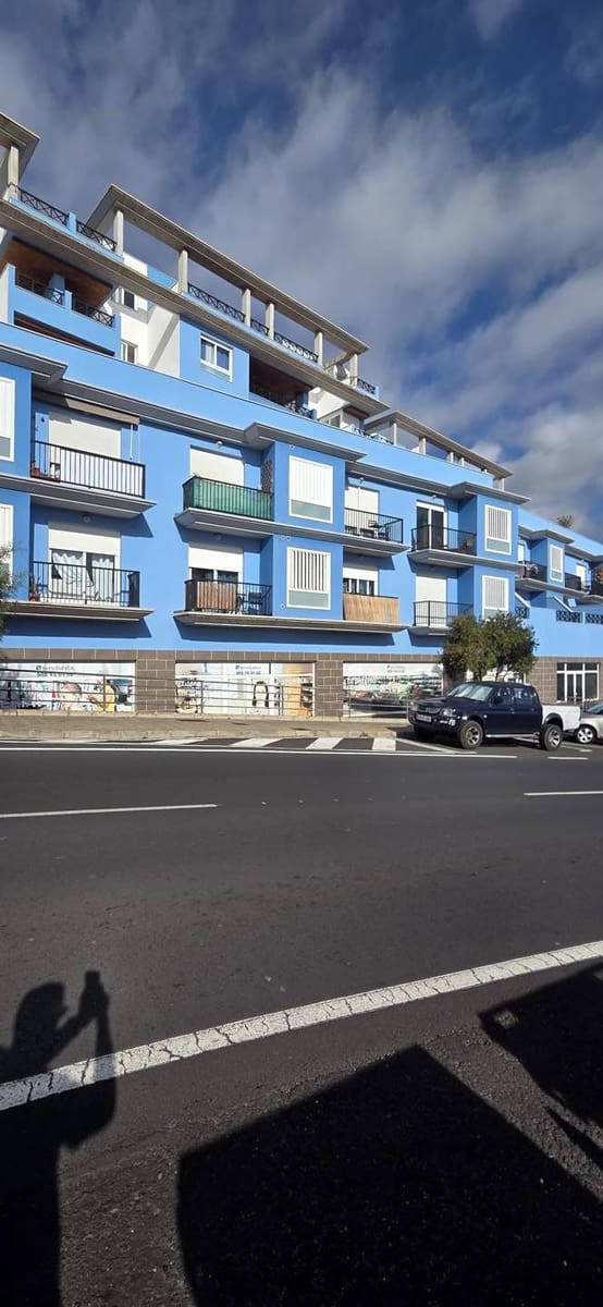 1 quarto Empresa para arrendar em Brena Alta - 9 000 € (Ref: 10062758)