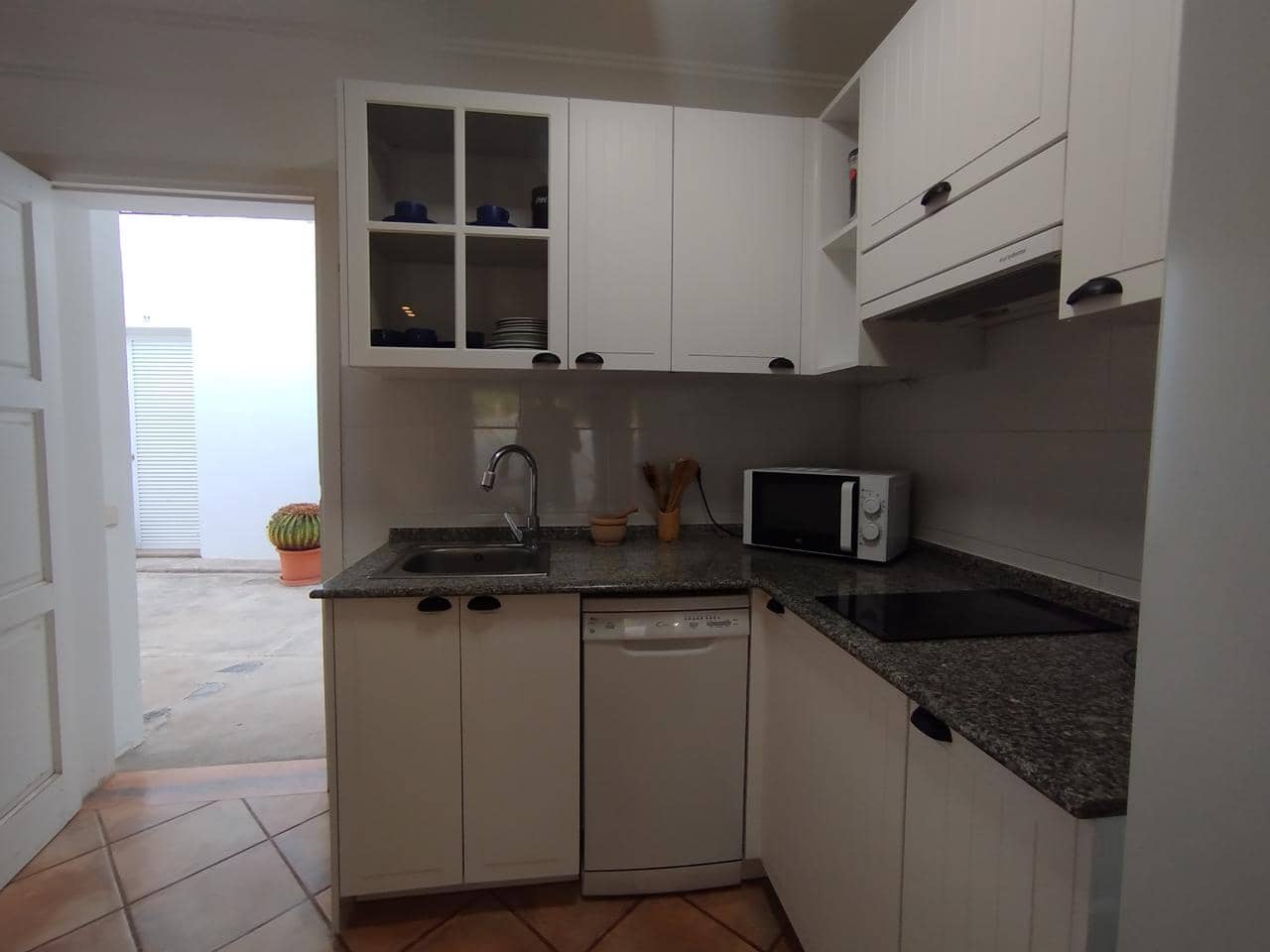 Chalet de 2 habitaciones en Mogán en alquiler - 1.500 € (Ref: 10073217)