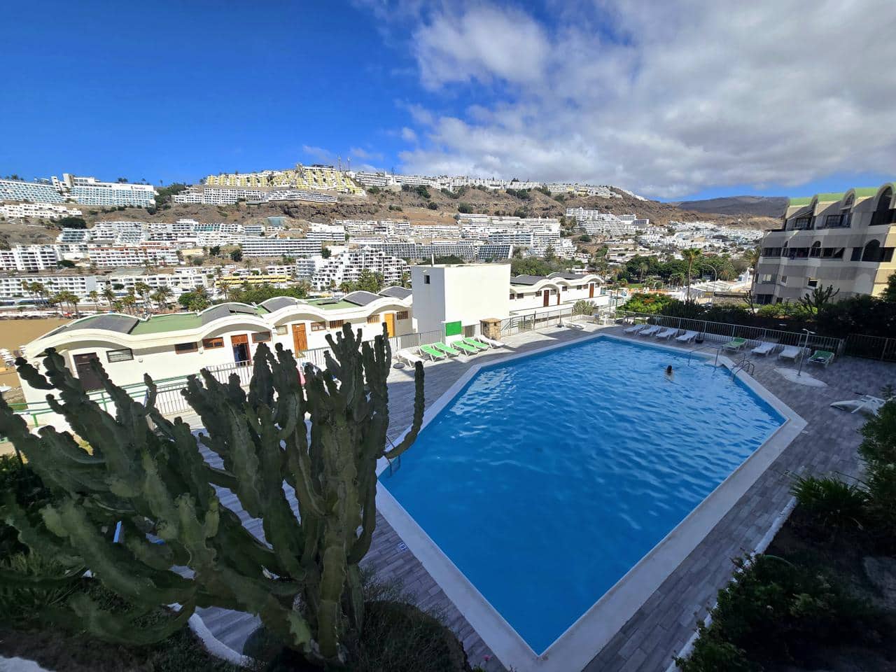 1 sypialnia Mieszkanie na sprzedaż w Puerto Rico z basenem - 299 000 € (Ref: 10076948)