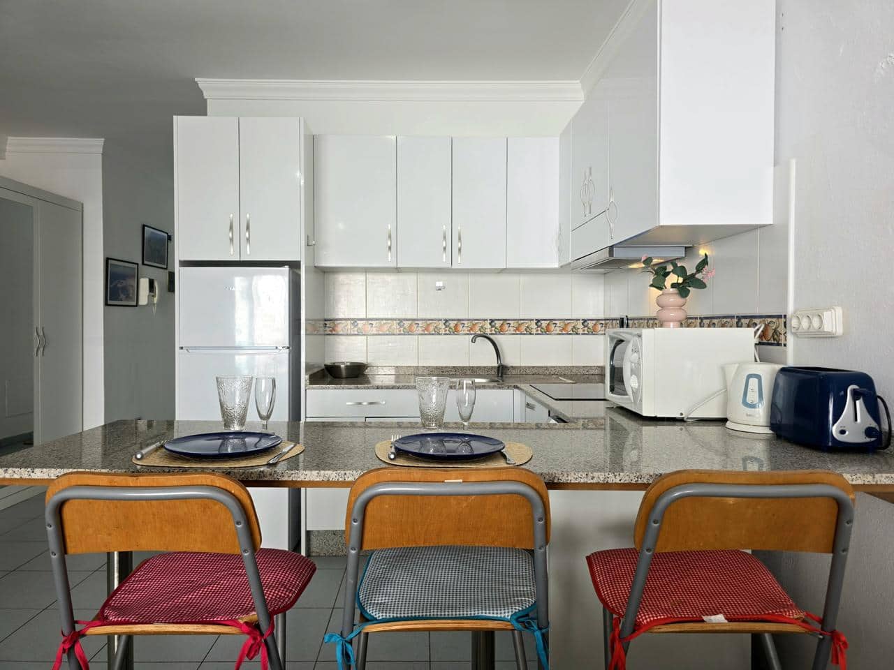 Apartamento para arrendar em Mogan - 1 200 € (Ref: 10076950)