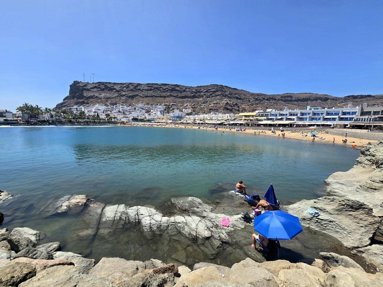 Apartamento para arrendar em Mogan - 1 200 € (Ref: 10076950)