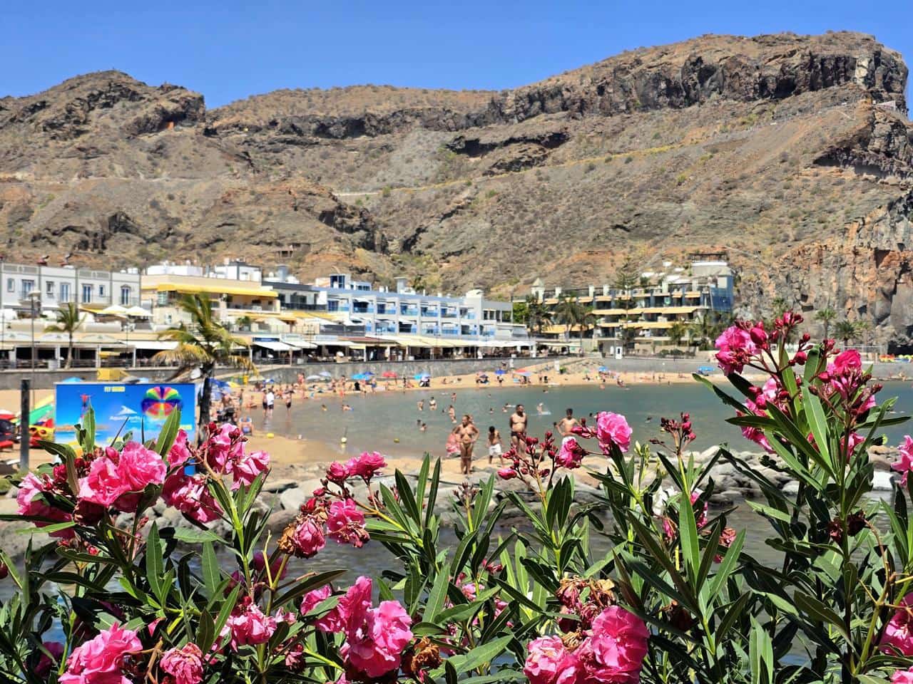 Apartamento para arrendar em Mogan - 1 200 € (Ref: 10076950)