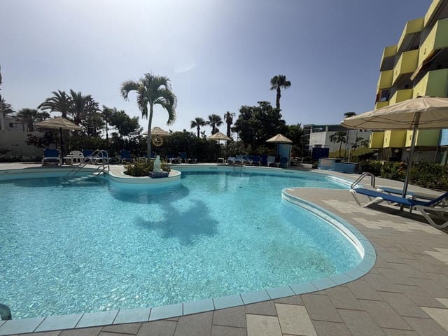Apartamento para arrendar em San Agustín, San Bartolomé de Tirajana com piscina - 1 000 € (Ref: 10076951)