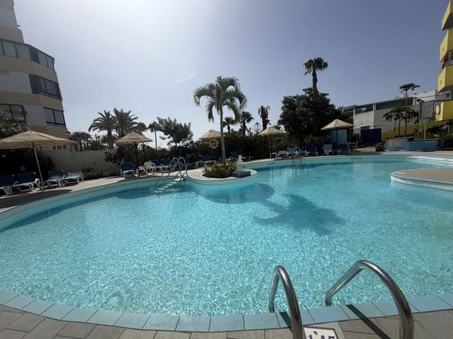 Apartamento para arrendar em San Agustín, San Bartolomé de Tirajana com piscina - 1 000 € (Ref: 10076951)