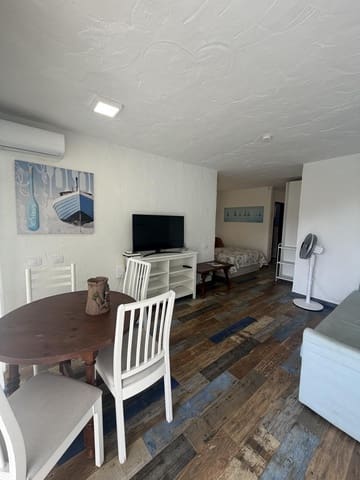 Apartamento para arrendar em San Agustín, San Bartolomé de Tirajana com piscina - 1 000 € (Ref: 10076951)
