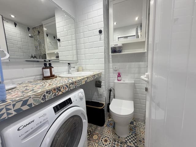 1 bedroom Flat for sale in Playa del Inglés, San Bartolomé de Tirajana with pool garage - € 265,000 (Ref: 10079935)