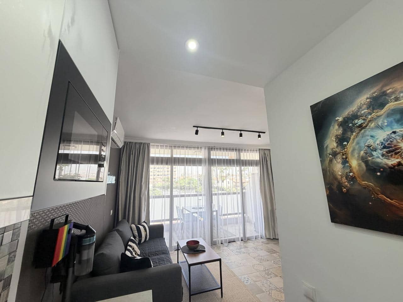 1 bedroom Flat for sale in Playa del Ingles with pool garage - € 265,000 (Ref: 10079935)