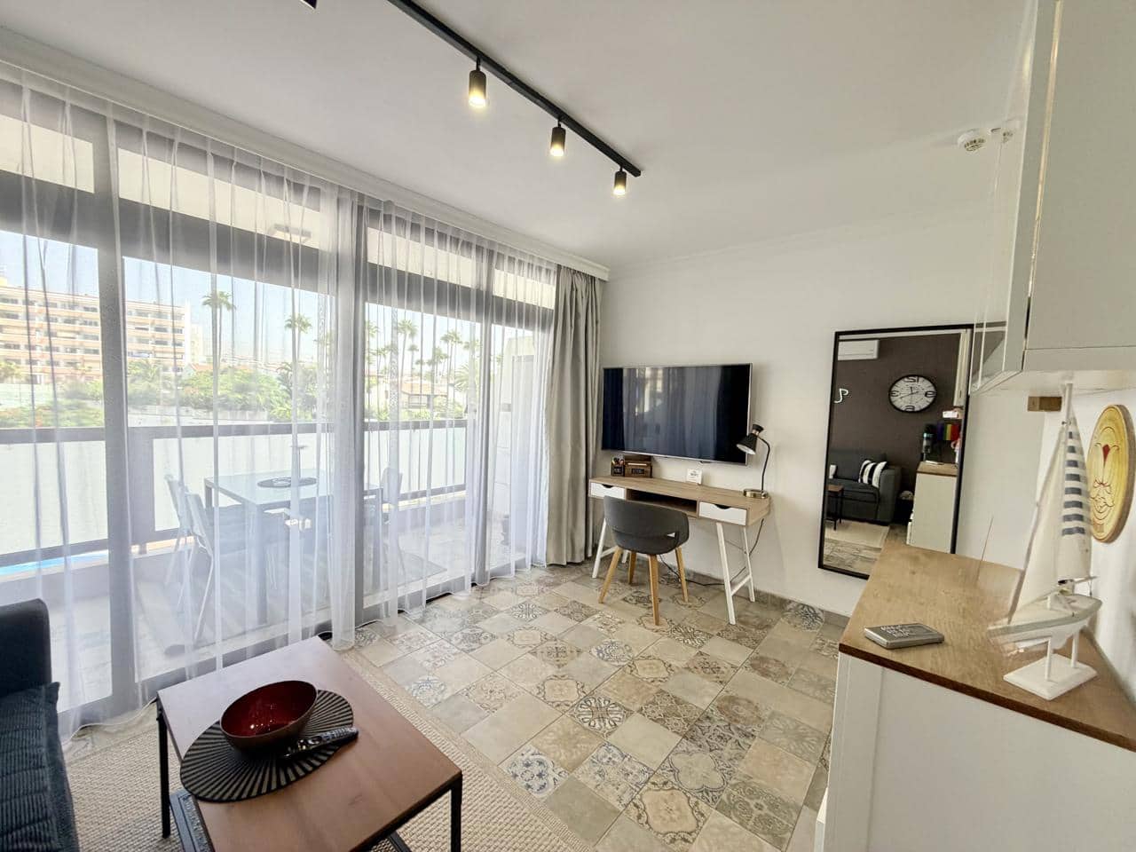 1 bedroom Flat for sale in Playa del Ingles with pool garage - € 265,000 (Ref: 10079935)