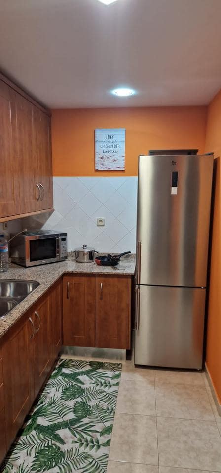 2 slaapkamer Flat te huur in Agaete met garage - € 1.200 (Ref: 10085295)